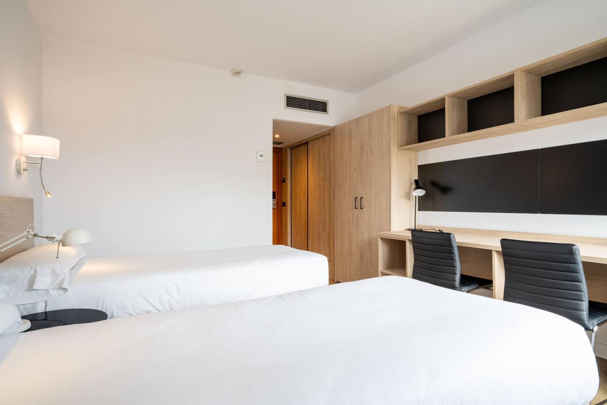 Micampus Pamplona Student Residence Luaran gambar